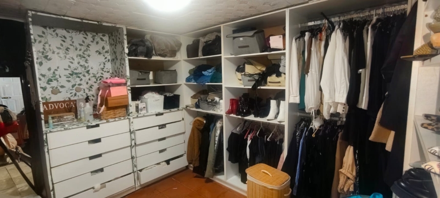 3 Bedroom Property for Sale in Portlands Western Cape